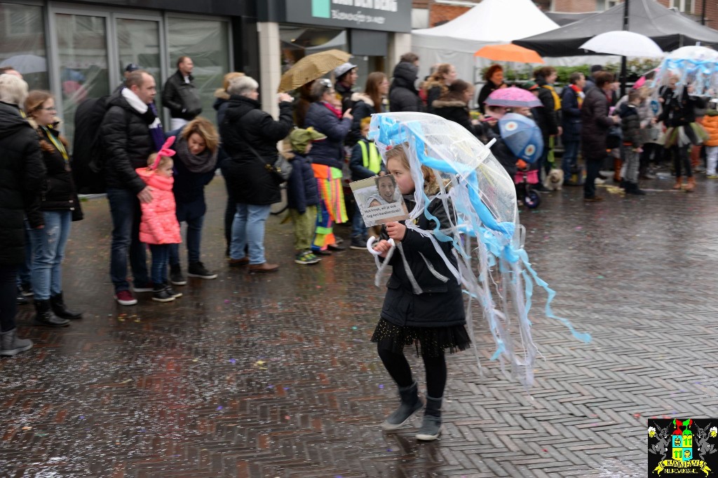 ../Images/Kinderoptocht 2017 085.jpg